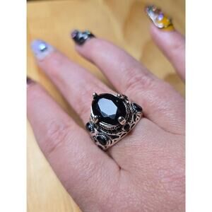 Size 8 Gothic Black Stone Statement Ring Medieval Baroque Style Silver Tone Ring